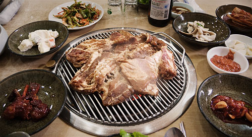 Kalbi cooking