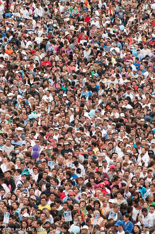 091030crowd_sotc